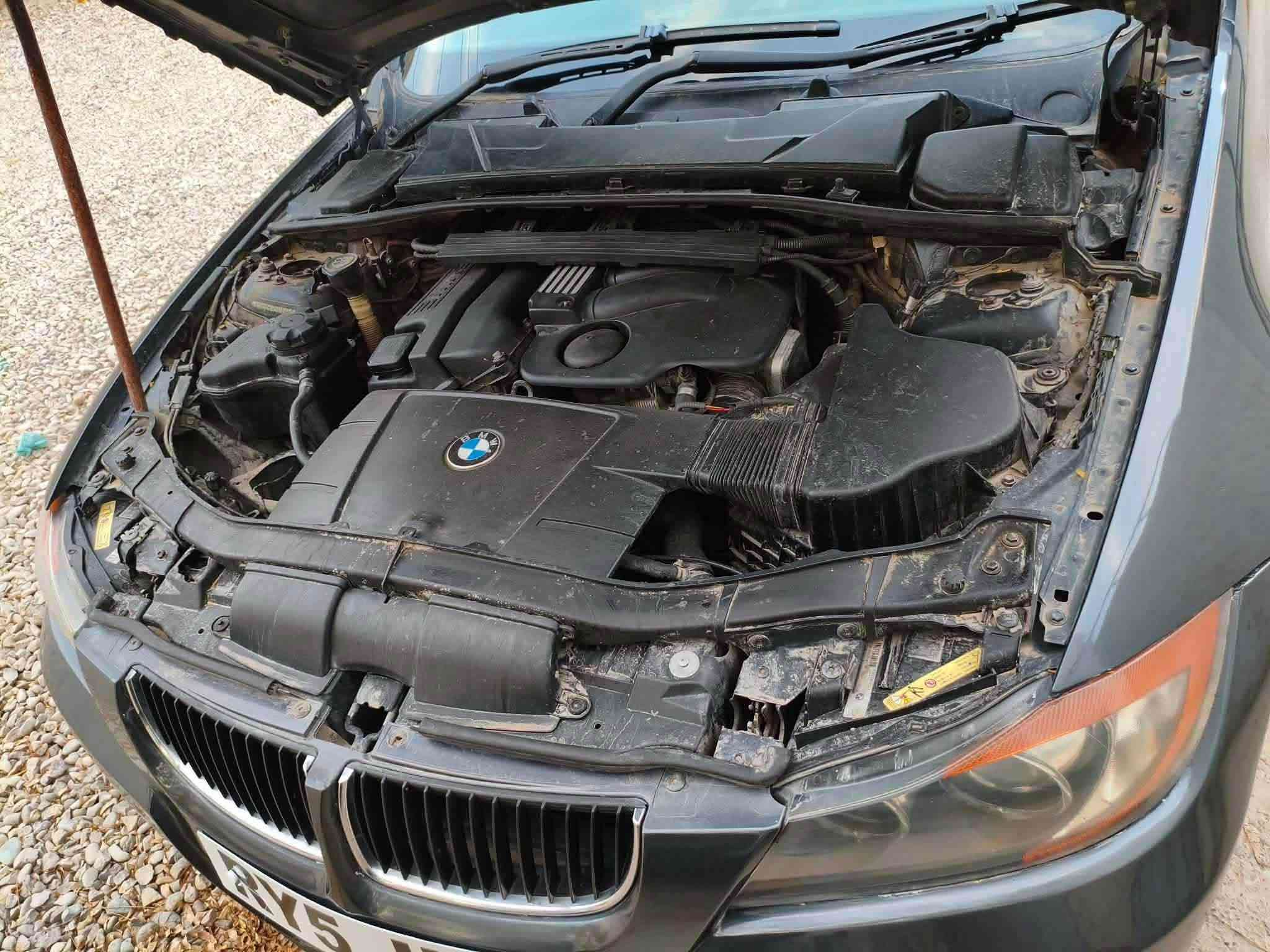 ئەوروپی سوکان عەکس BMW e90 مۆدێل 2005چوارپستۆنی بەنزین  شەش گێر.  بەسمە .  تەبریت کارەبای گێچ هەموی ئیش دەکات .   . بەنزین کەم دەخوات  سعری 35  و مەعمەلە گۆڕینەوەش دەکەم بەسایەرەیک بە دڵم بێت . تکایە ئەگەر مشتەری نیت نامە مەنێرە 
*********** دخان, السليمانية

