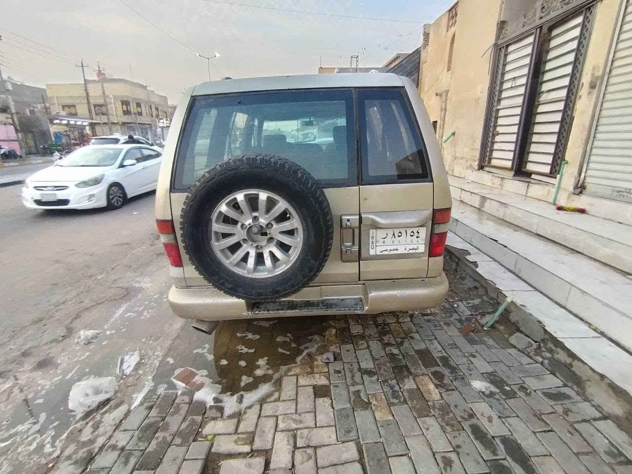 سلام عليكم سياره ازوزا موديل 2002كير مكينه خير من لله
 تبريد مايشتغل حدادة نص عمر سياره مصفره غرامات تحويل ثاني  السعر ٣٥  مكان السياره. بصره حي الحسين رقم لهاتف *********** بدرا, واسط
