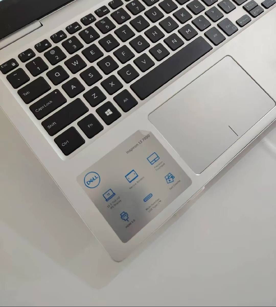 لابتوب دل 300قفل
Dell Inspiron 7380
Core i7- 8th U
Ram8GB ddr4
 مزوده بفلاش ذاكره 256 خارجيHard 128GB SSD
Intel (R)  UHD Graphics 620-4 GB
FHD 13.3
كيبورد ستيكر ضوئي
العنوان: بغداد حي الجهاد 
تواصل: ***********
