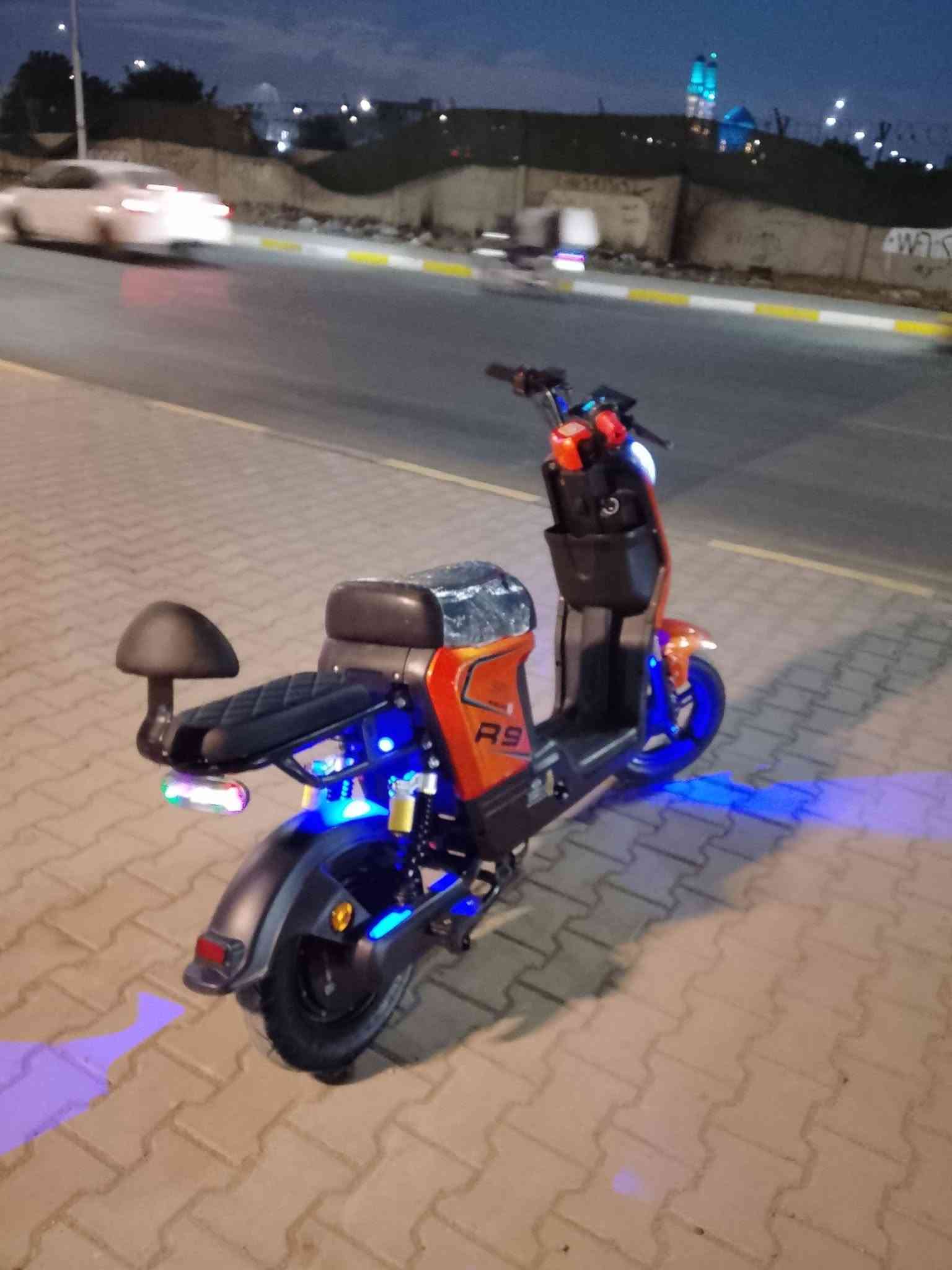 شحن • R9 • ٥ بطاريات