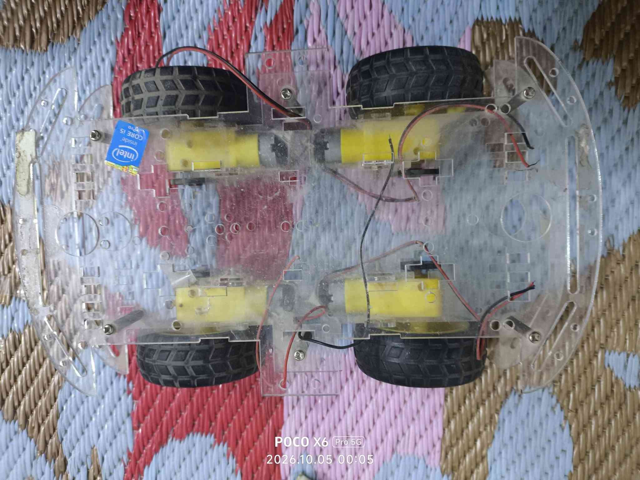 السلام وعليكم للبيع اردوينو اون. واردوين. نانو و esp826 و حساس بلوتوث عداد 2 واحد فقط استقبال والاخر ارسال واستقبال و هيكل سياره مع اربع ماتورات و موتور درايف رباعي و موتور برش 950 واط و محول 40 امبير و مقاومه متغير مع حساس والكترونيات مثل لد ومقاومات مختلفه السعر 80 الف العده مستعمله بمشوع ولاكن شغاله كلها

نص مكتوب في الصور:
- POCO X6 Pro 5G 2026.10.05 00:17
- POCO X6 Pro 5G 2026.10.05 00:15
- POCO X6 Pro 5G 2026.10.05 00:07
- POCO X6 Pro 5G
- 2026.10.05 00:06
- 2026.10.05 00:05