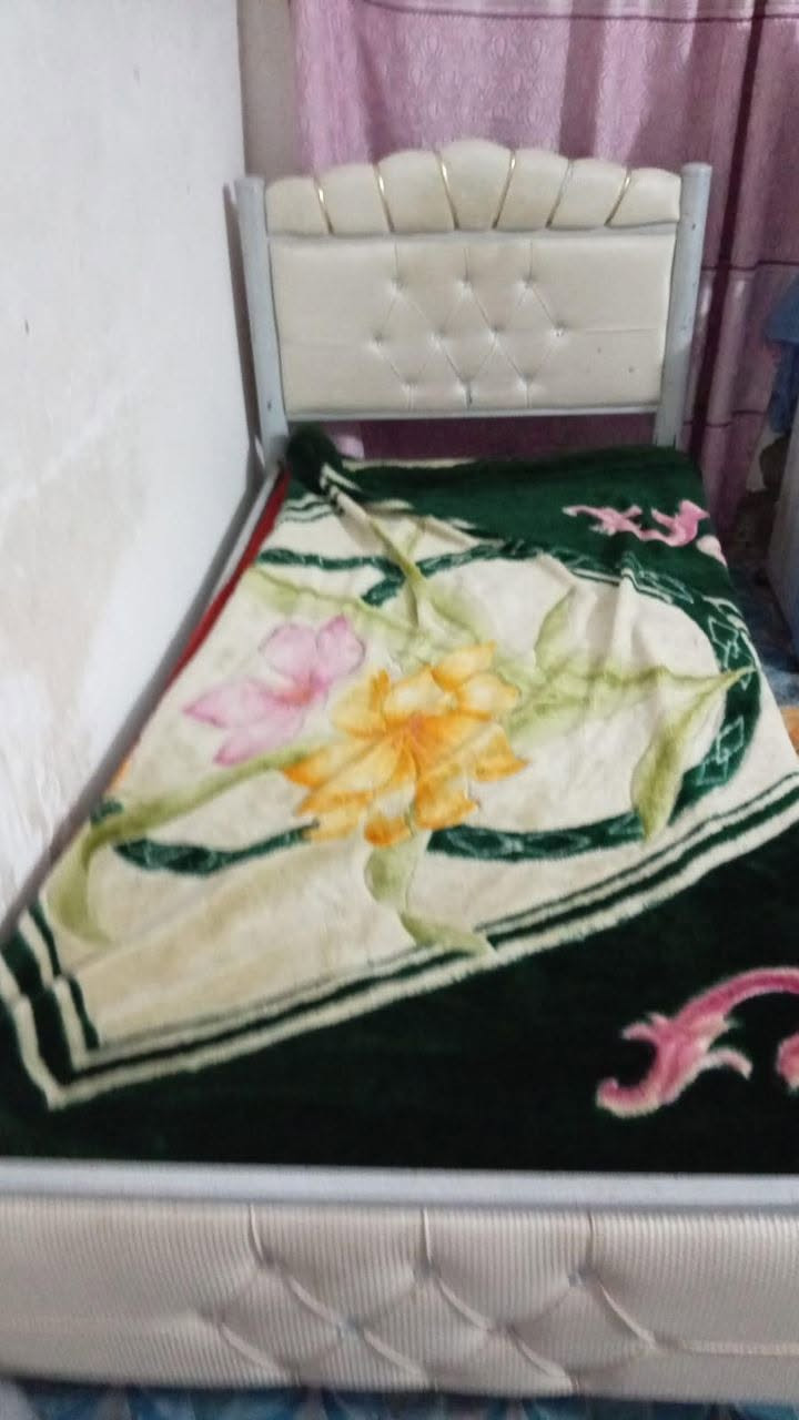 متوفر چرابي حديد
 جربايه للبيع شلعه وحده
اكو مفردة الي يريد 
بسعر مناسب كميه محدوده
للتواصل ***********
