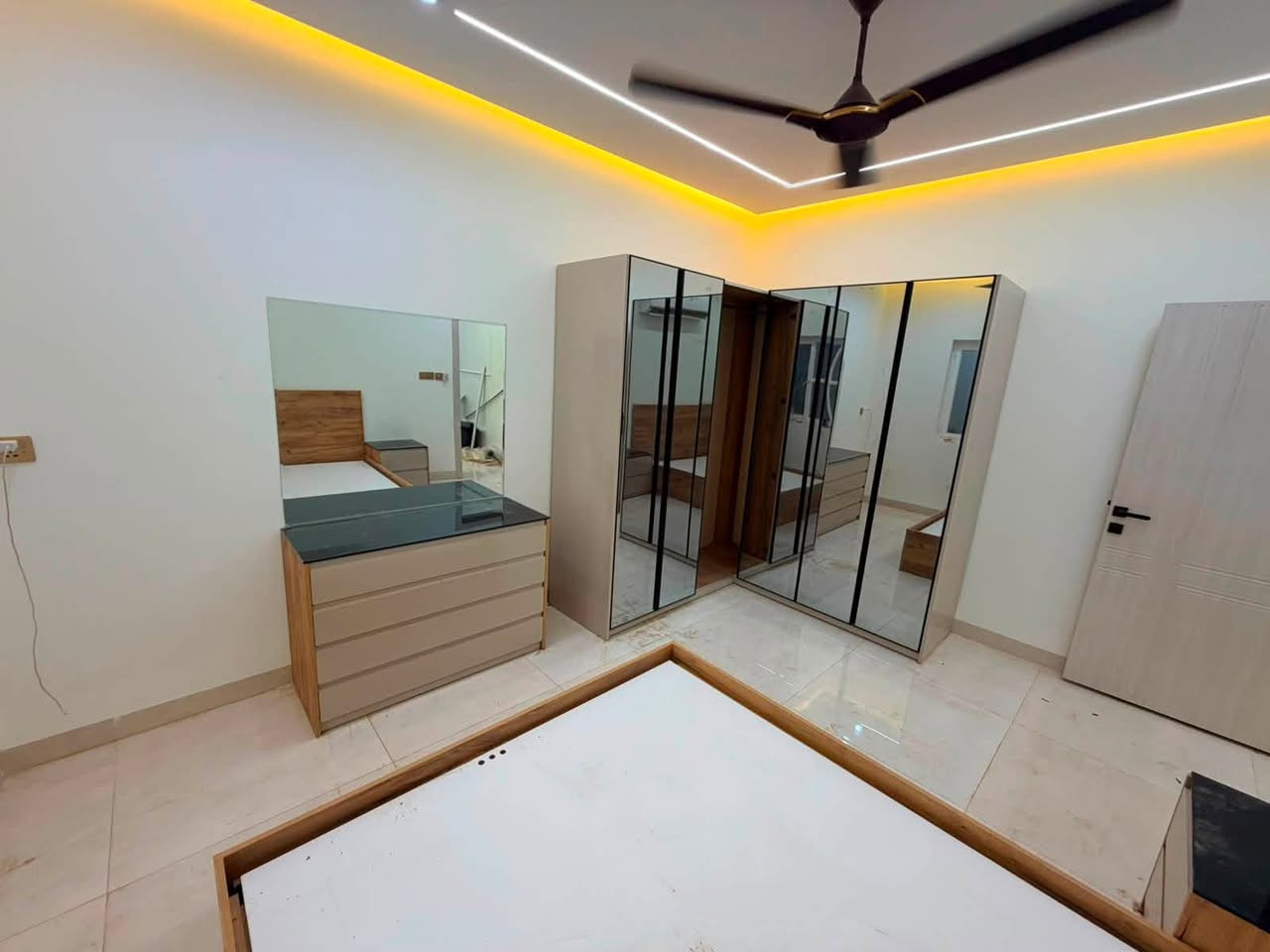 Modern Design ✨
🏡 بعض أعمالنا في قضاء القائم
تصميم وتنفيذ بجودة واحترافية عالية، بلمسات عصرية تليق بذوقكم.

| إبداع في التصميم… وإتقان في التنفيذ.

📞 ***********
