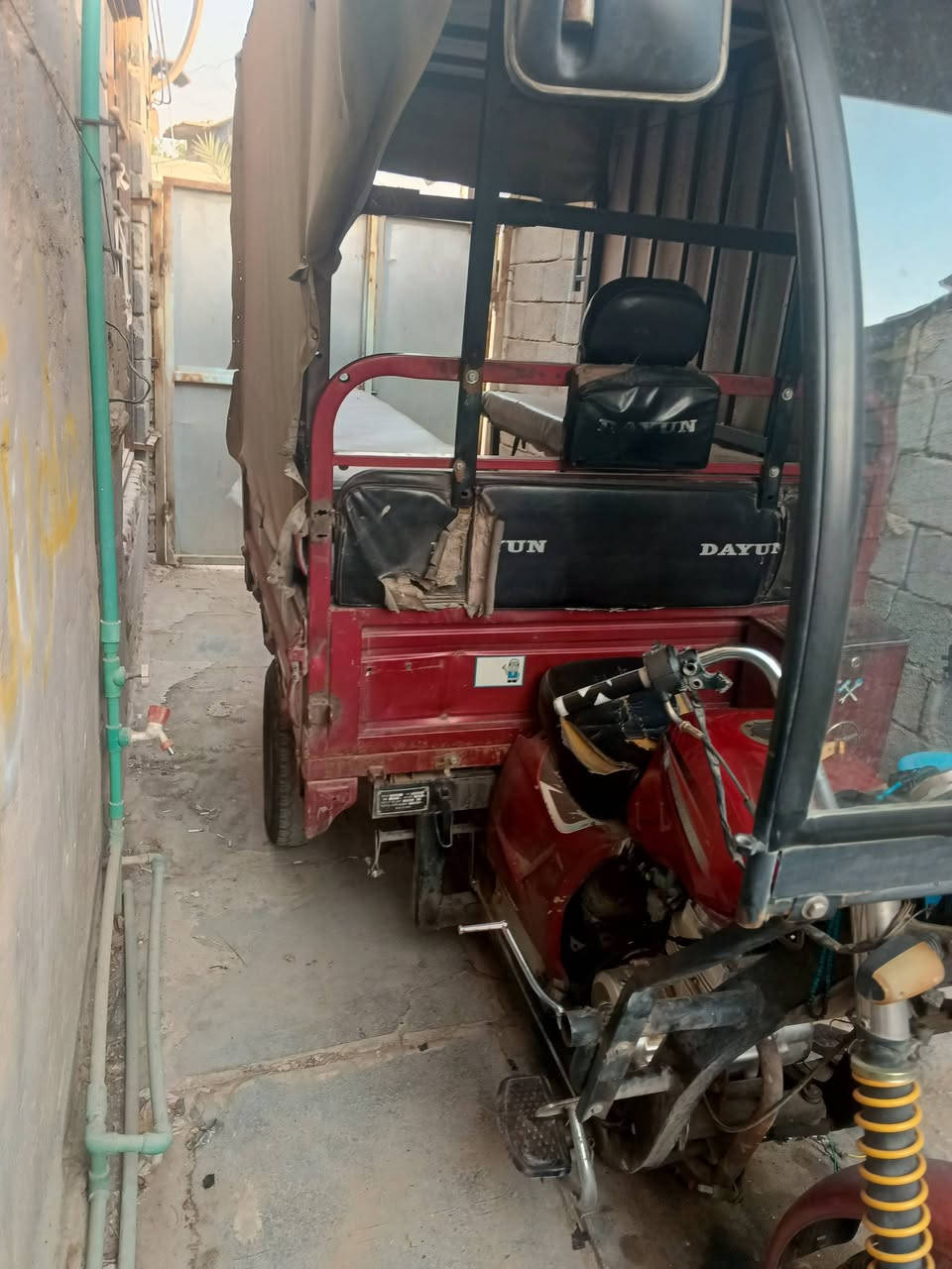 ستوته للبيع موديل 21 محرك جديد سعر 2 مليونين 
***********
