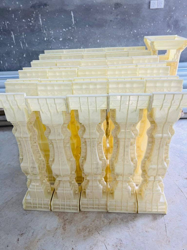 السلام عليكم يوجد قوالب صب حدائق قدميات لليجار الموقع جنوب الموصل قرية تل واعي اسواق حمودي العبيدي ***********
