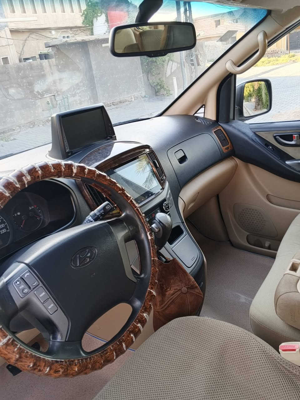 السلام عليك ستاركس للبيع 2018 محور مسكر السياره كفاله بيه بس جاملق جهة السايق تبريد محرك حدادية خير من الله
للاستفسار ع الرقم
***********
***********
