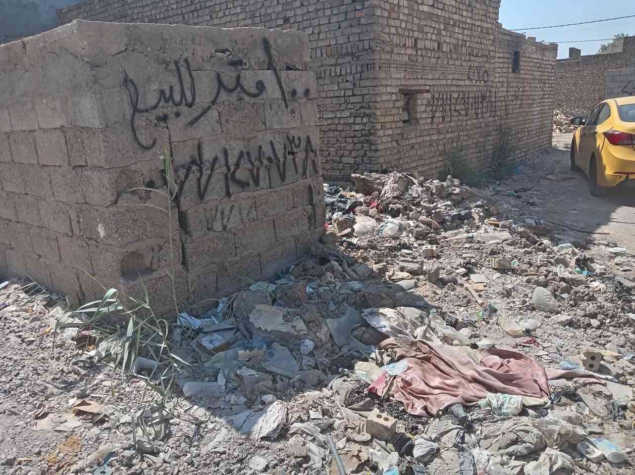 طابو زراعي سند ٢٥ 
السلام عليكم قطعة أرض 100متر للبيع الواجه 5نزال 20 العنوان سبع قصور شارع أبو علي الفرع عرضه 10 كافة الخدمات ماء مجاري وتبليط قرب جامع الحمزه بصف مول عاصم فرع ابو رياض الله يرحمه تقريبن القطعه نص الفرع *********** اتصل وتدلل
