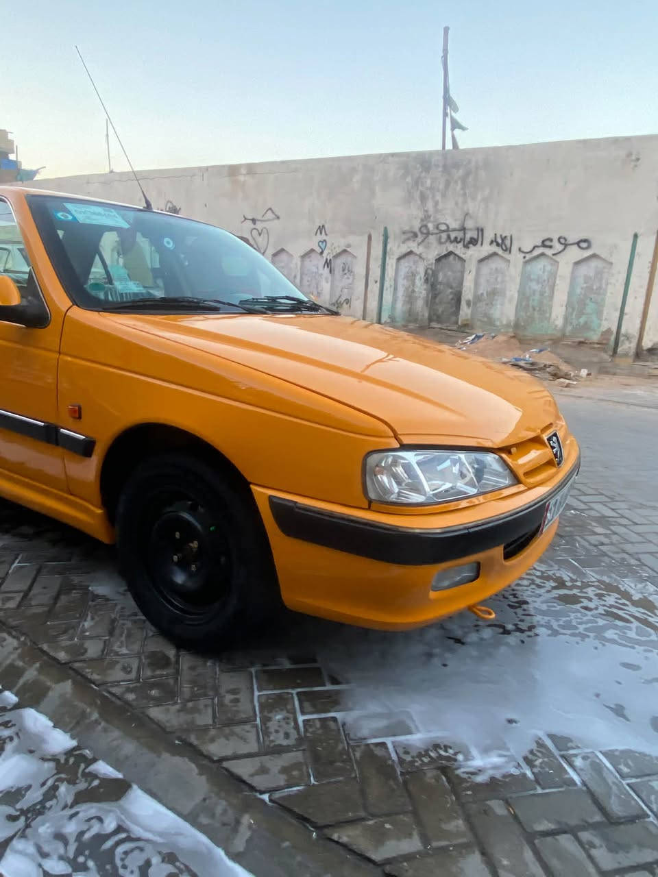 سلام وعليكم بيجو البيع موديل 2021 سياره جاهزه تخم تااير جديد صدر جديد سياره تجي تشوف بعينك تبريد جهازه على اخر حبايه رقم انكليزي بسمي سياره مكاني بغداد مدينه الصدر رقمي ***********
