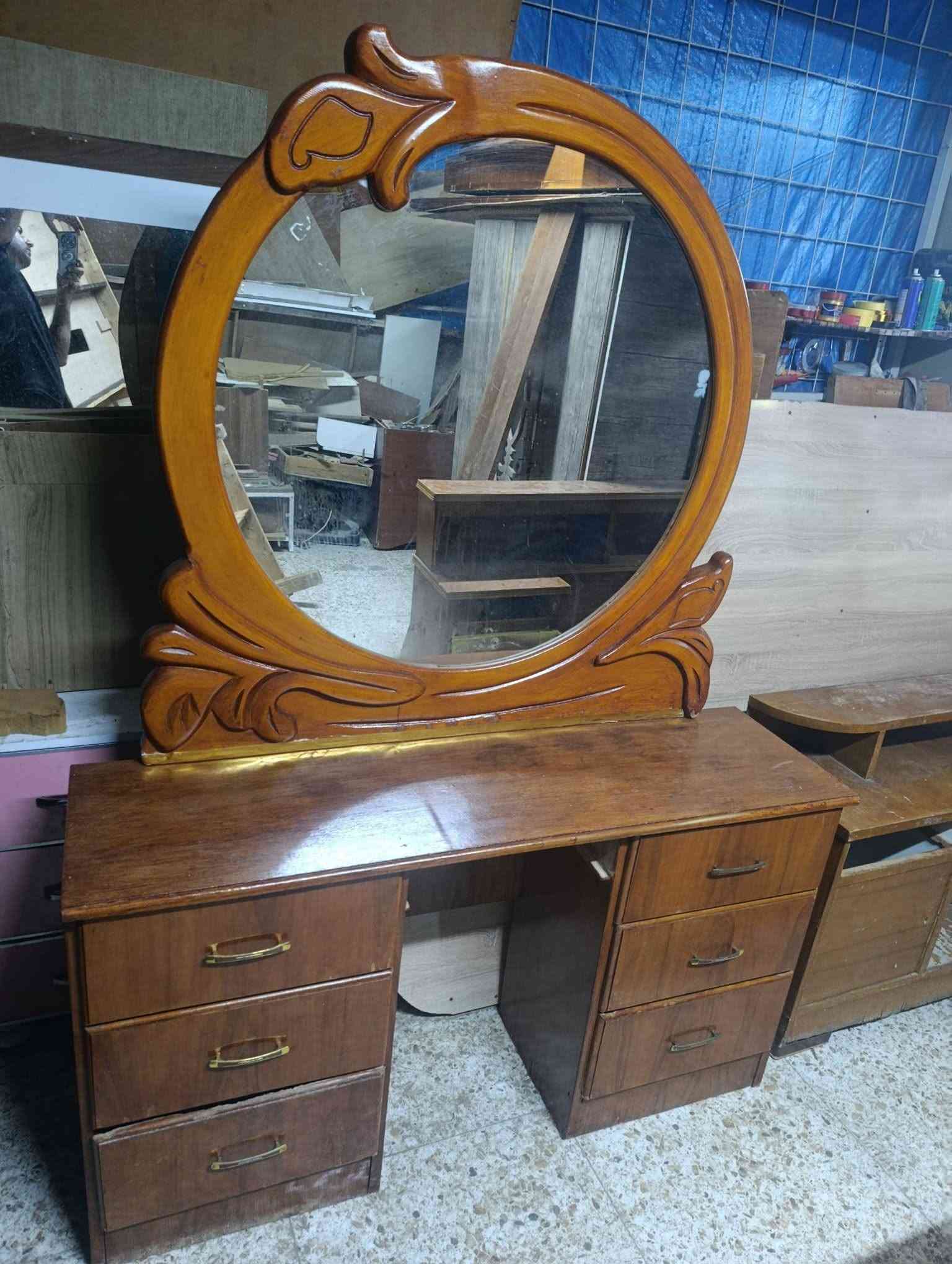 نكول ياالله 
غرفة نوم صاج عراقي نظيفه مثل ماواضحه بالصور
5 قطع / سعرها  450 
تفاصيل اكثر عالرقم أو واتساب  ***********
