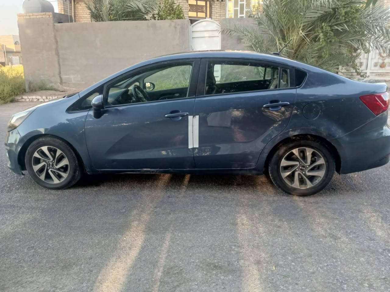 كيا ريو وارد امريكا حادث جامل خلفي ونصبغت صفحه بدون دواخل مكينه 1600مكينه وكير جدد حداديه جديده تخم تاير تبريد ثلج رقم بغداد جاهزة من كلشي عنوان حله محاويل ***********
