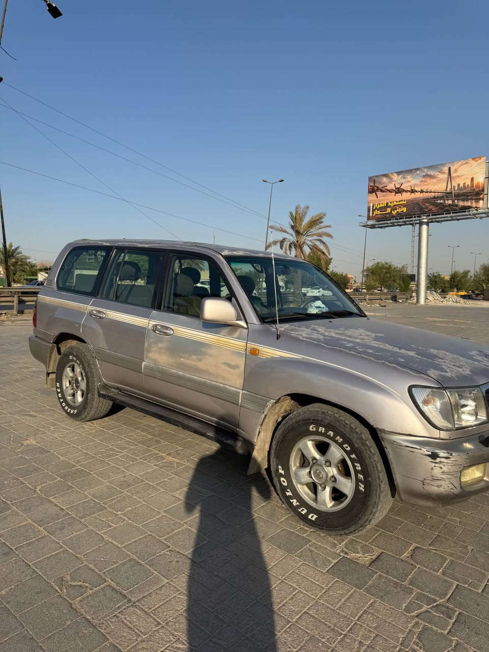 لاند كروز vxr موديل 2000

TOYOTA LAND CRUISER VXR V8 | 2000

فول مواصفات VXR

محرك V8 سعة 4.7 لتر

قير أوتوماتيك

دفع رباعي 4×4

مثبت سرعة

تكييف أمامي وخلفي

تحكم بالتكييف

مقاعد جلد

تحكم كهربائي بالمقاعد

نوافذ كهربائية

مرايا كهربائي

ريموت

فتحة سقف

شاشة

ABS

وسائد هوائية

جنوط ألمنيوم

7 مقاعد

باب خلفي مزدوج

سبير

مواصفات VXR 

سيارة بدون حادث او صبغ بلادية بيه شوية بارد وتكحيلات 

محرك كير مكفولات بيه نقوصات متكلف كلهن تخم تاير جديد باتري جديد سيارة متعبك ابد السيارة مال والد جانيه من موديلهة 

مكانهة بغداد كرادة /***********

بيع او مراوس 🤍 بغداد, العراق
