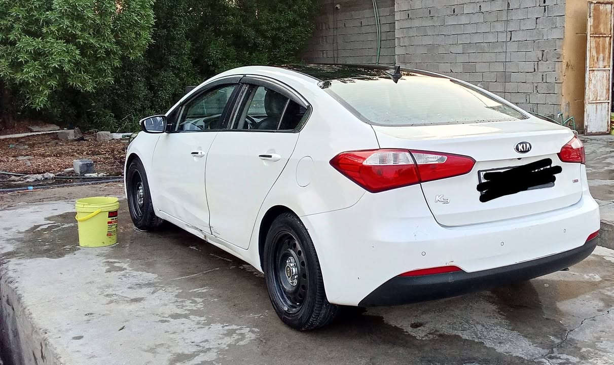 سلام عليكم مرخصه مدير الكروب
المحترم سيراتو ادوات مديل 15 متومه طبق الصل مكينه كير كفاله تبريد تفيه ستيرن كشنات جلد كامره شاشه مكان سياره بصره 
***********
