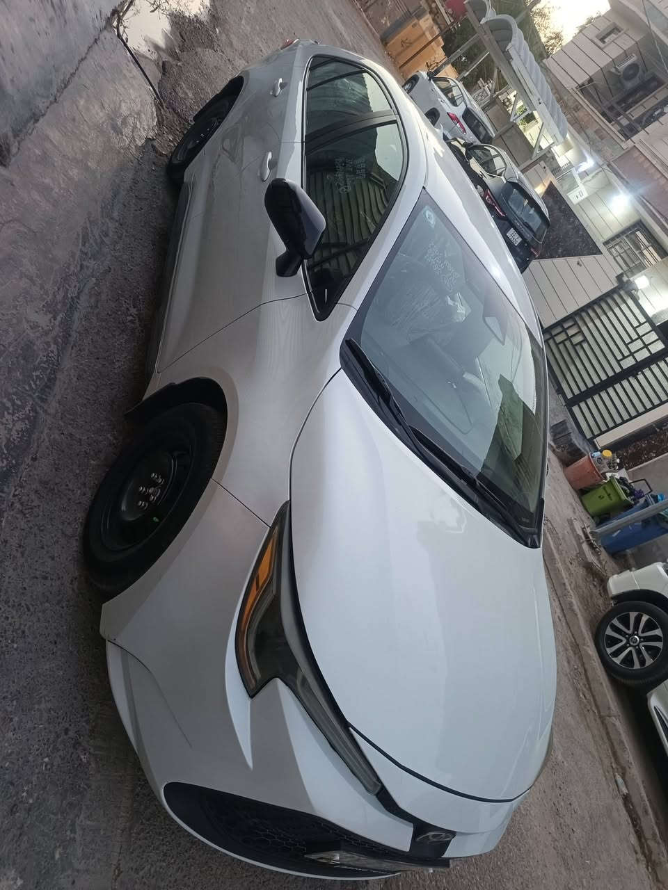 السلام عليكم كورله ٢٠٢٣وارد أمريكي رقم بغداد تحويل شوكت متحب حادثها مثل مموضح بالصور بنيد نصه مصبوغ وربع جاملغ ماشيه ٤٨سياره مدوشمه ومجنبزه للخير مال جناي محرك ٢٠٠٠ سياره جديده كلش مواصفات LE سعر السياره ١٣٨وبيها مجال مكاني بغداد عامريه ***********
