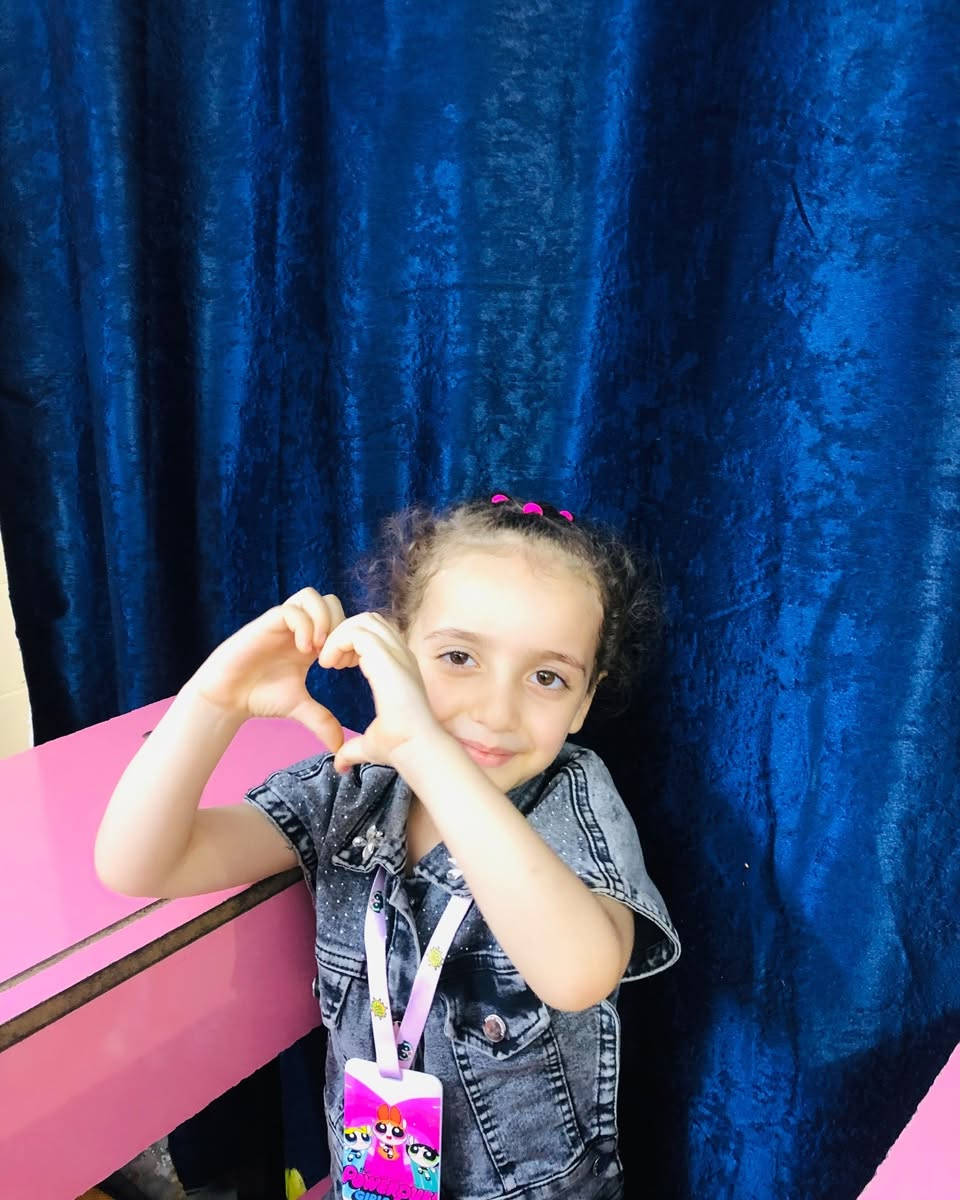 روضة جنة كربلاء الأهلية النموذجية 🌸
✨ بيئة تربوية آمنة ومحبة
📚 تعليم حديث بأسلوب ممتع ومميز
👧🏻 نهتم بطفلكم ونرعى خطواته الأولى بكل حب
🎒 الزي المدرسي مجاني
📖 تعليم رصين وبرامج تعليمية وترفيهية متنوعة
📍 كربلاء المقدسة – حي الموظفين
مقابل مجمع أطباء العيون
📞 للتسجيل والاستفسار:
***********

نص مكتوب في الصور:
- TikTok Lite
- @useradynfxz4ag
- أولياء أمور أطفالنا الأعزاء ، غدًا نلتقي في أول يوم دراسي ونستقبل أطفالنا الأحبة بحفلة ترحيبية مميزة الزي المدرسي مجانًا الكتب المنهجية متوفرة جهزوا أطفالكم ولبسوهم بشكل مرتب .. ولا تغيبوا روضة جنة كربلاء