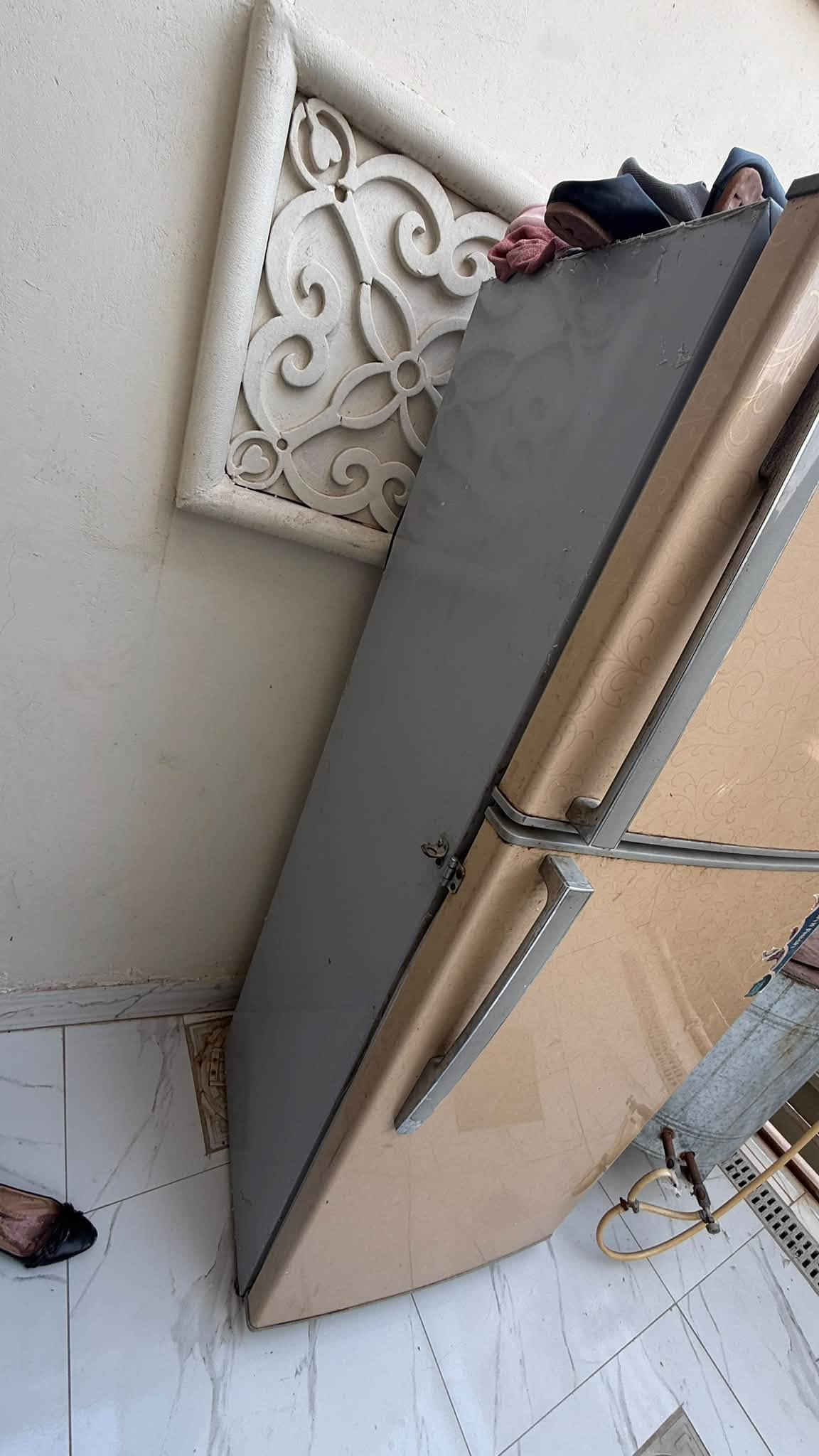 ثلاجتين • تنضح ماي • فريزر يجمد