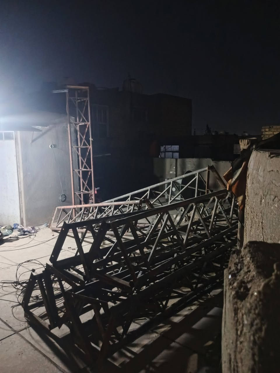 تم بحمد الله تفصيخ برج عراقي
27 متر
في منطقة الشعب
ومن الله التوفيق
مستعدون لتفصيخ ونصب جميع الابراج
في بغداد والمحافظات
للتواصل اتصال او واتساب
***********
***********
