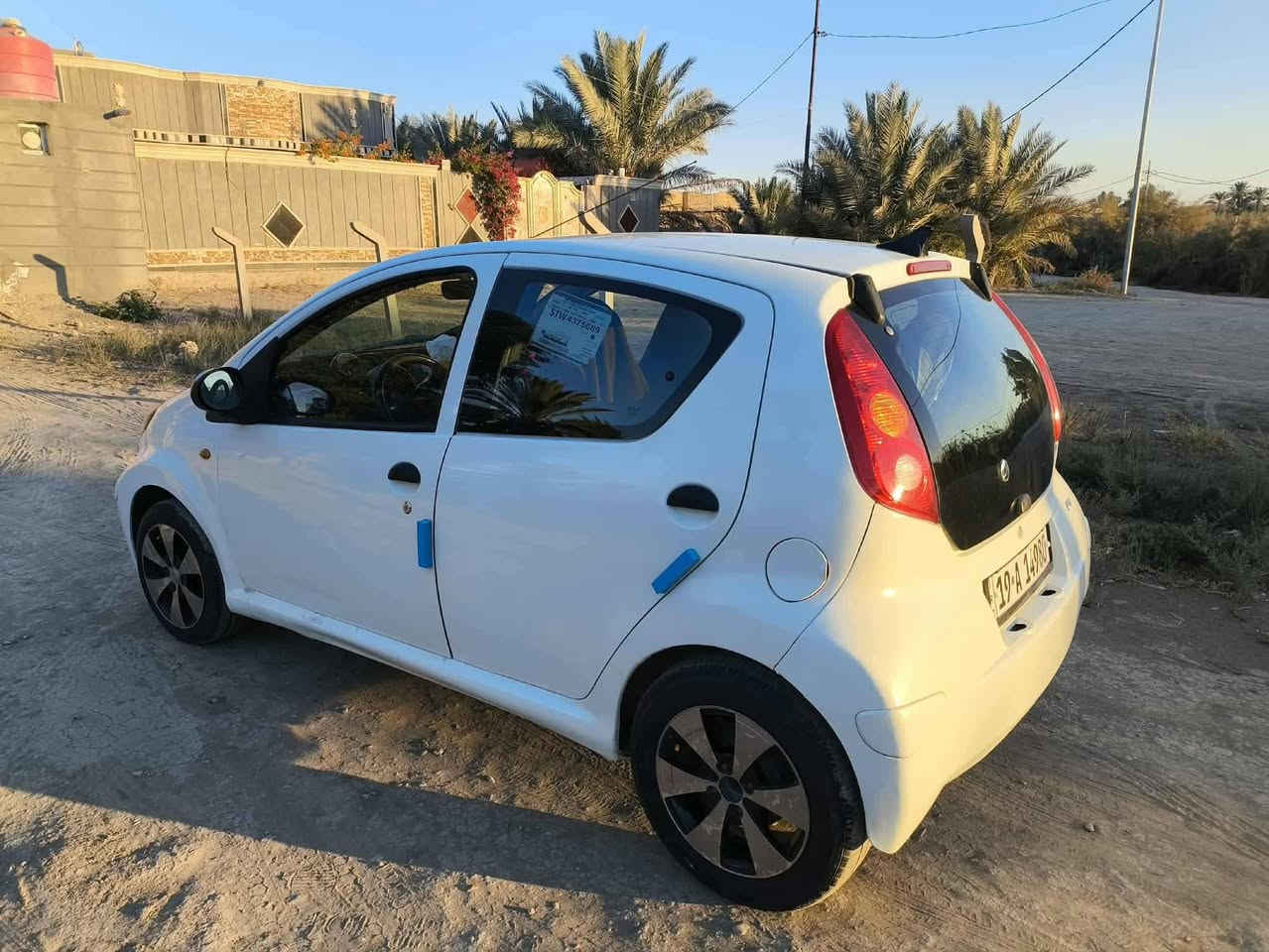 BYD F0  2011    تبريد شغال  رقم كربلاء . الرقم الدولي الجديد  ب اسمي 
( كير عادي محرك نظيف كير نظيف  بدي  بلادي )كهربائيات شغالة  ( الكل )
سيارة ناعمة وحدادية جديدة كاملة تخم تاير جديد  باتري جديد 
السعر. 39 مجال  بسيط للشراي 
(السيارة جديدة ومتعوب عليها وماتعبك لا بالعطلات ولا صرف بانزين ) للاتصال  *********** مكان السيارة / بابل
