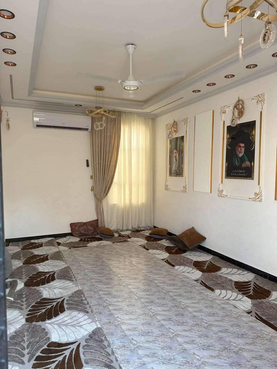 دار لبيع طابو زراعي قريب الشارع كربلاء عمود ١٣٠ياحسين شارع الأكاديمية مساحه ١٥٠متر خدمات  متوفر كل شي لاستفسار اكثر يرجى التواصل عبر الرقم ***********
