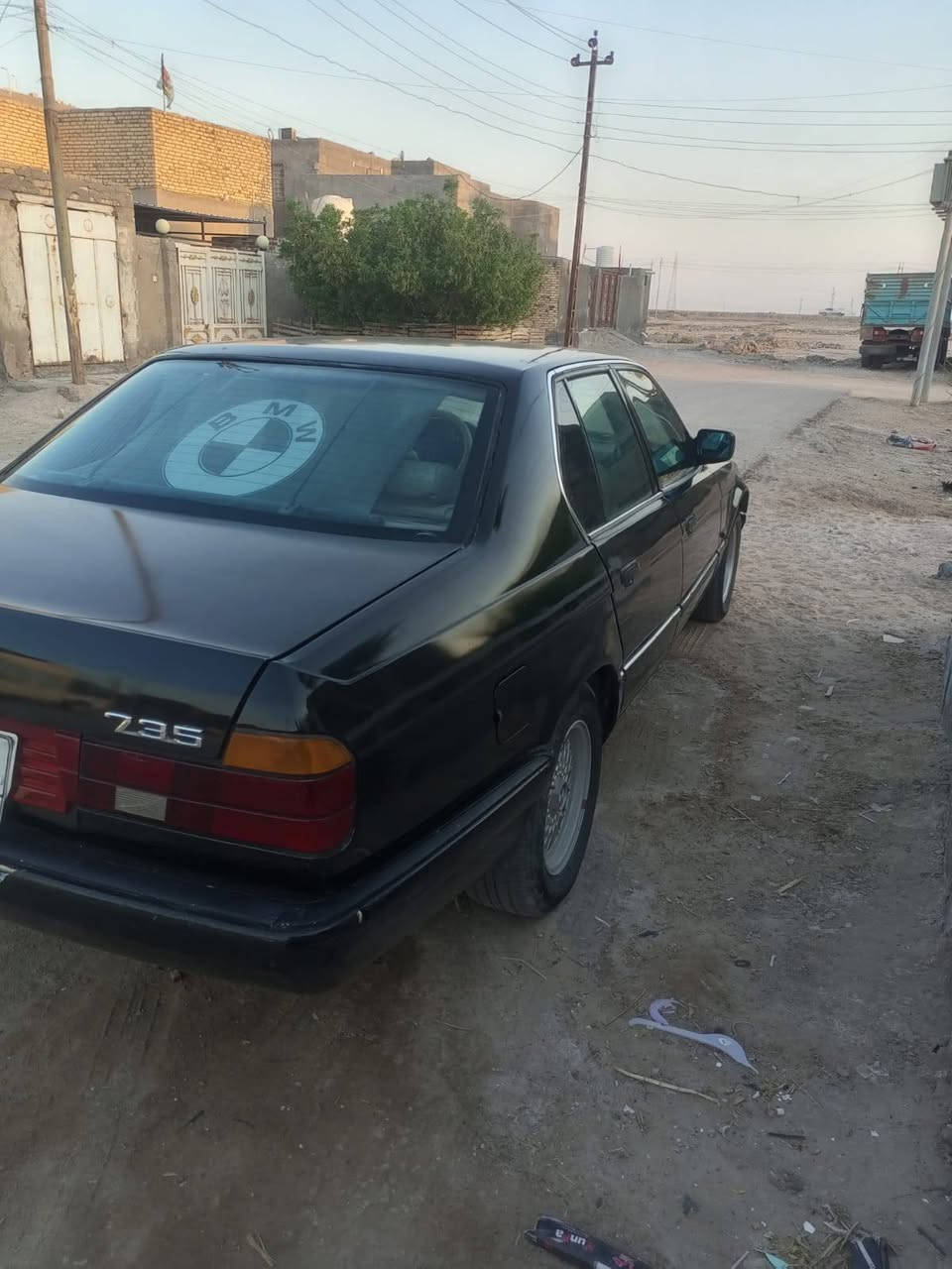 بي ام موديل 90
سياره جديده تخم تاير حداديه محرك جديد 
دبل أرباك  بجم عريض رقم بغداد سياره بيها فقط الكير ضعيف والباقي مكفول من كهربائيات وعضم صافي صبغه جديده 
سعرها 33وبيها مجال 
مكانها قضاء الخضر ***********
