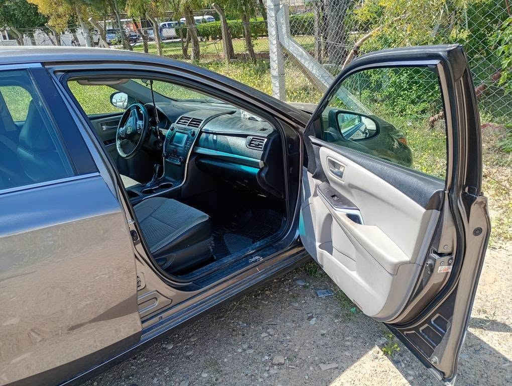 موصفات SE معروفه 
سنوية رقم جديد 
بطاقة بانزين موجود 
شرط التحويل وكاله 
بنيت وجملغ امامي صبغ مع شي قليل دواخل 
كير محرك ممفتوح 
تايرات جديدة إدامة كامله 
مكان سيارة كركوك 
*********** كركوك, العراق
