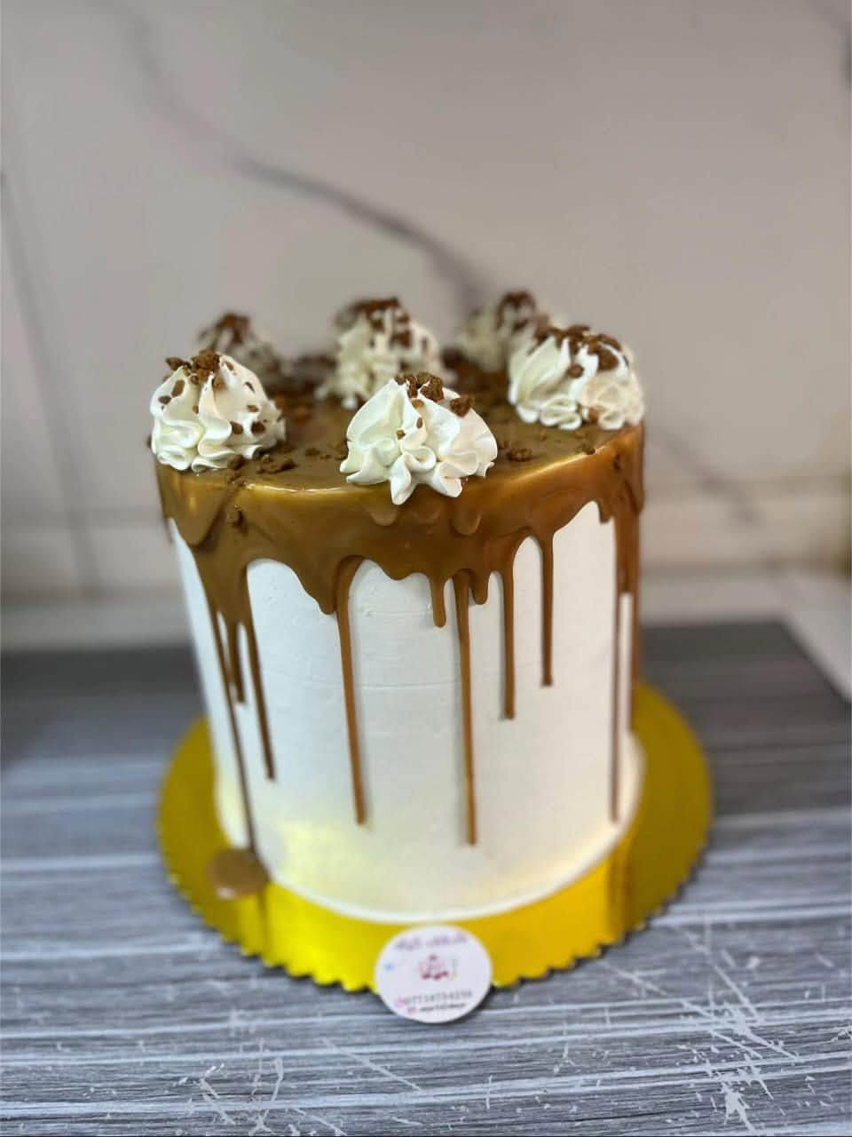 🎂✨ كيكنا يحلي كل مناسبة ويخليها أحلى 🤍
للطلب والاستفسار 📲 ***********توجد خدمه توصيل
