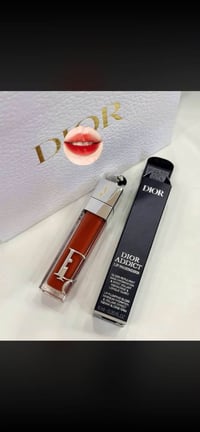 مستحضرات تجميل • بدون تفاصيل
