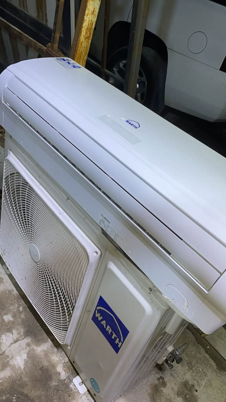 سبلت وارث 2 طن لجهاز كلش ضخم مستخدم صيفيه وحده كله بلادي كامل ريموت و بوري جديد وغازه لبلاد موجود جيب وشد 400 الف

بصره جبيله ***********
