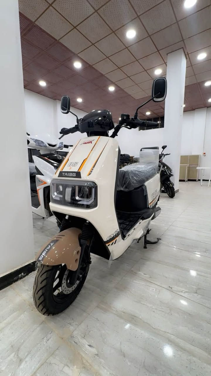 🏍️🔥 اختار دراجتك… وخلي الشغل أسهل

نوفر لكم مجموعة واسعة من ‎%#دراجات_الشحن بموديلات متعددة، جودة ممتازة وأسعار تناسب الجميع 👌

🔹 الموديلات المتوفرة:
#MTR_سكنس | #لوجيو_ليثيوم | #لويان | #ليما | #هارلي_حمل
#سترونك_ياباني_حديث | #دلفري | #سكنس_حديث_أم_عيون_ياباني_درع | #صاعقة85
#فرخ_ملكة | #ماطور_شحن_20_دبل | #ماطور_شحن_14 | #ملكة | #باديا_A30 | #باديا_RN

💳 الدفع نقداً أو بالتقسيط المريح لحاملي بطاقات:
▪️ #الرافدين
▪️ #الرشيد
▪️ #المصرف_الأهلي_العراقي

📍 موقعنا:
حديثة – الشارع الرابط بين النافورة وجسر الحويجة الحديدي.

📞 للطلب والاستفسار:
***********
***********

⭐ مجمع أبو سلطان التجاري
دراجات متنوعة، أسعار مناسبة، جودة نثق بها وخدمة هدفها رضاكم. 🏍️✨
