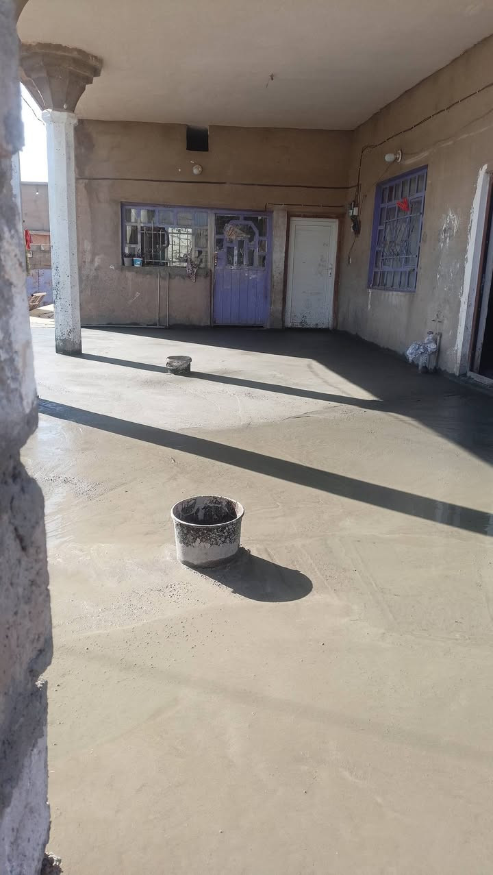 السلام عليكم
صب لاش 
وصب ناعم 
وصب اساسات 
وتسليح وتسفيط اساسات وصب حواش وصب ساحات 

***********
