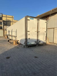 حاويه براد • ١٣م • سمك ٧٫٥سم