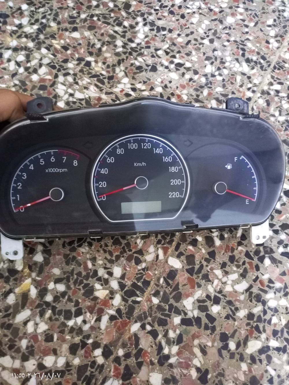 سلام عليكم عندي دركسيون وعداد هيونداي إلنترا HD (المضلع البيع الثنين ب125الف ماعندي توصيل وتساب *********** بدون اتصال