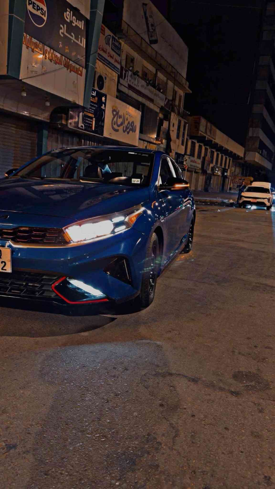 السلام عليكم كيه فورتي جيتي لاين معروفه مواصفاتهه السياره جديده وخير من الله برغي مافاتح بيهه حادثهه فقط قبق الجنطه  نفسه معمره كاصهه عله ايدي للبيع السعر 148وبيهه مجال ماشيه 60للتصال ***********
