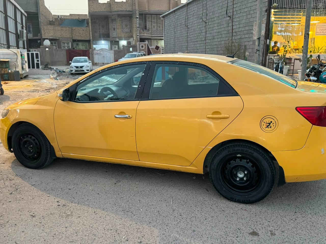 سلام عليكم
كيه فورتي موديل 10 وراد أمريكي للبيع فقط
سياره جاهزه محرك كير تبريد حداديه نص عمر
رقم بغداد تحويل ثاني يوم
ضربتها مدكر امامي وبنيد مصلحات وباب خلف السايق مبدل فقط
للاستفسار خاص أو على الرقم ***********
