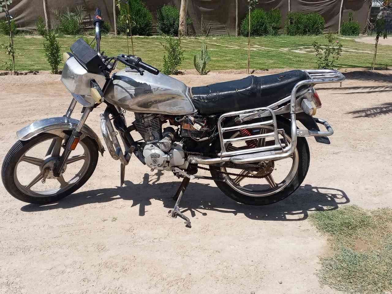 يالله للبيع كلك مكفوله كفاله عامه محرك وسرقه محرك بس ولفات مبدل بيها الشراي يتصل ويدلل السعر 350 وبيها مجال بصيط المكان كربلاء الإمام عون  ***********
