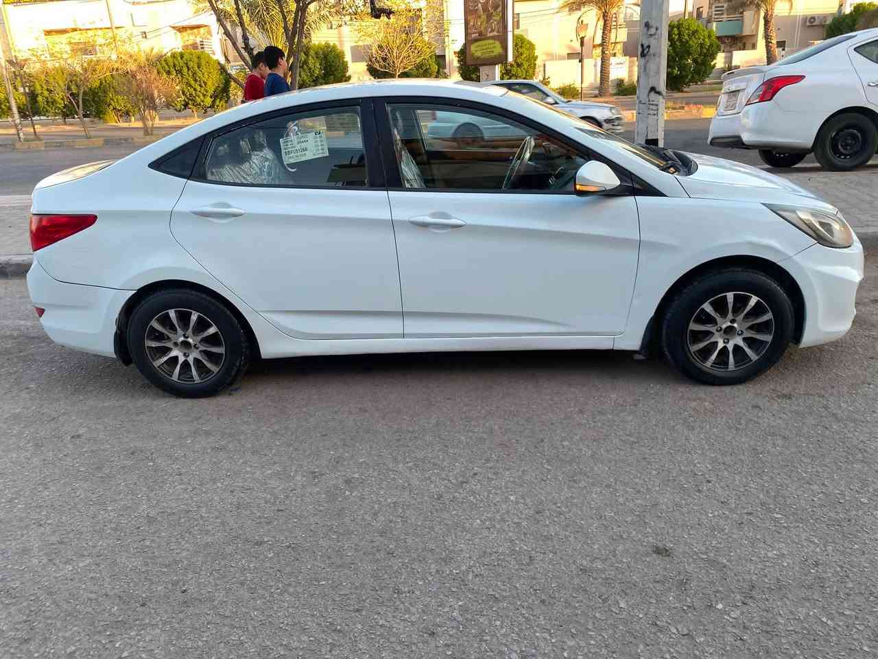 🚗 للبيع: هيونداي أكسنت 2012 خليجي
🔹 محرك 1600
🔹 السيارة نظيفة
🔹 بيها قطعة وحدة وبارد بالجاملغ الكدام
🔹 إشارات بالمرايا
🔹 تحكم ستيرن
🔹 منظومة تبريد جديدة
🔹 الرقم قادسية وباسمي
🔹السعر 80 و بيها مجال 

📍 الموقع: النجف
📞 للاستفسار: ***********
