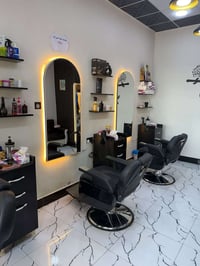 حلاق ذو خبره • الناصريه • ايجار