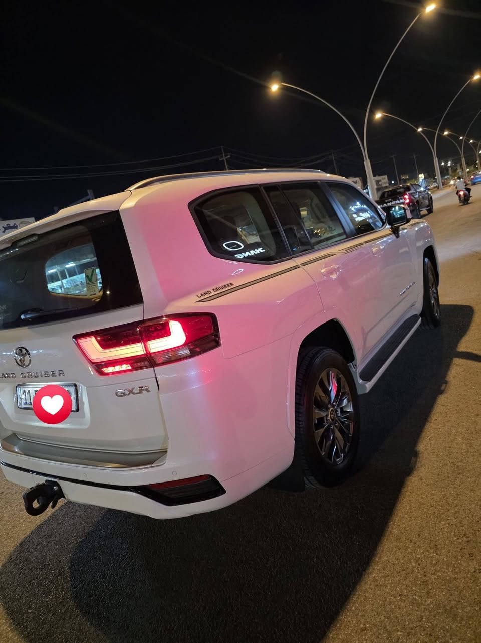 السلام عليكم 
لاندگروز موديل 23 
بغداد
جي اكس ار 
سازززز باب اول 
ماشيه 4 الف فقطط شرط ماشيه 4 
كفاله عامه شرط من الدعامه للدعامه 
تنفس طبيعي بدون لمتدد
مكاني رمادي تحويل مباشر 
بااسمنا السياره 
المواصفات المعروفه 
السعر / 678 
للاستفسار / ***********
