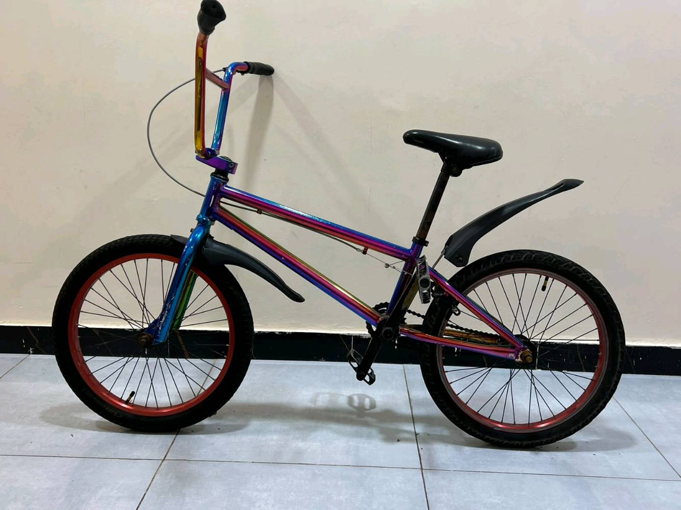 بايسكل BMX مستعمل صناعة أمريكية العنوان بغداد المشتل فرع مكوى الحاج 
