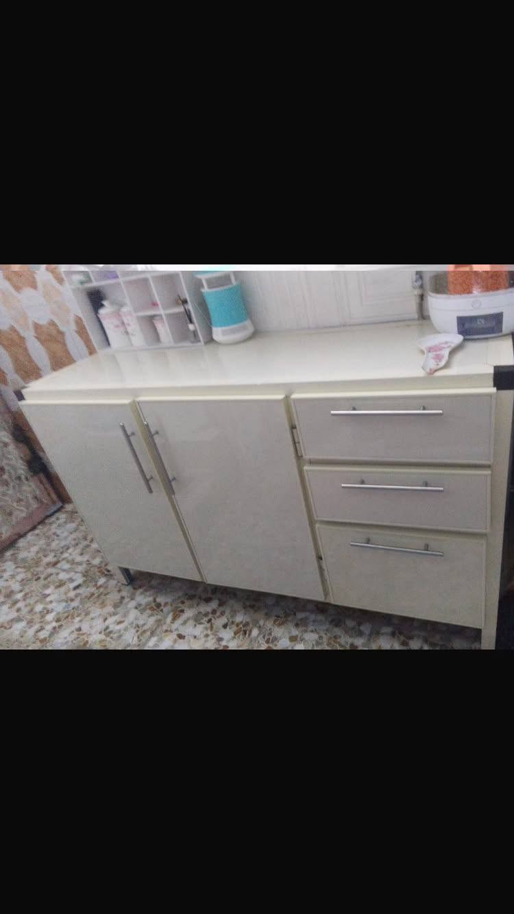 أغراض للبيع
مكان بغداد الكرخ حي التراث 
للاستفسار تواصل واتساب مع الرقم ***********
