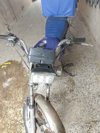 مدعومة • كوم حديد • شبيها