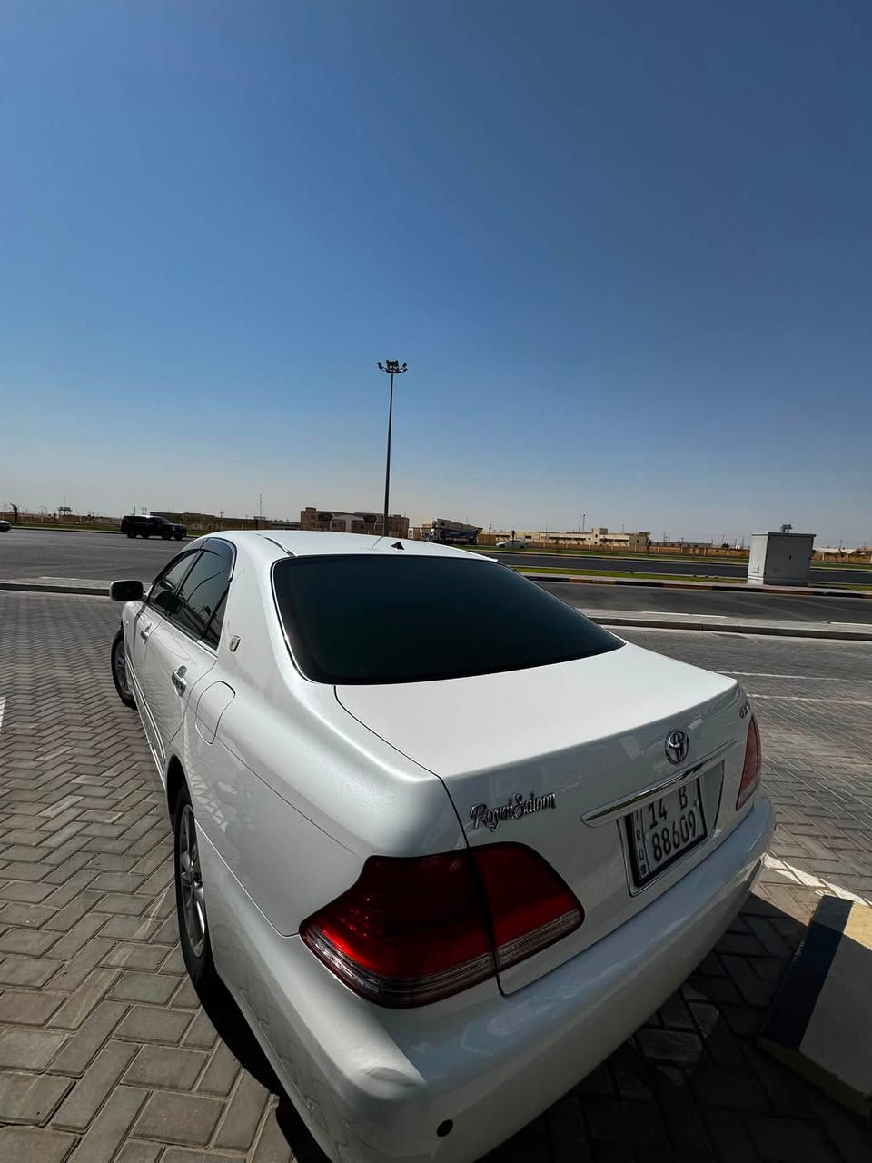 سلام عليكم شاهينة للبيع موديل 2005 كفالة عامة تسجيل جديد مزاد كمركي عايد تحوير كهربائيات بلكامل السيارة جاهزة للأخير رقم بصرة بأسمي تحويل ثاني يوم رايدها 155 وبيها مجال 
***********
