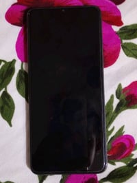 موبايل • للبيع • معلومات قليلة