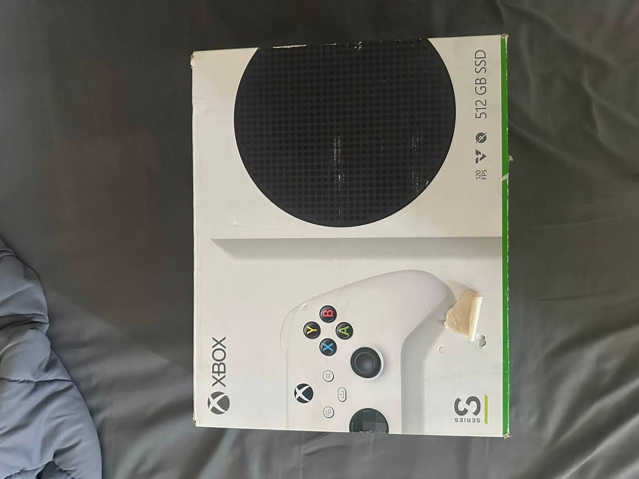 سلام عليكم 
xbox s S للبيع 
نظافه جهاز 100/100 مامستخدم
و شهرين گيم باس وياها
بحالة شركة كل ملحقاتها موجود سعرة ٤٣٠ الف و بي مجال كلش قليل ارخص سعر 
مكان كركوك 
***********
