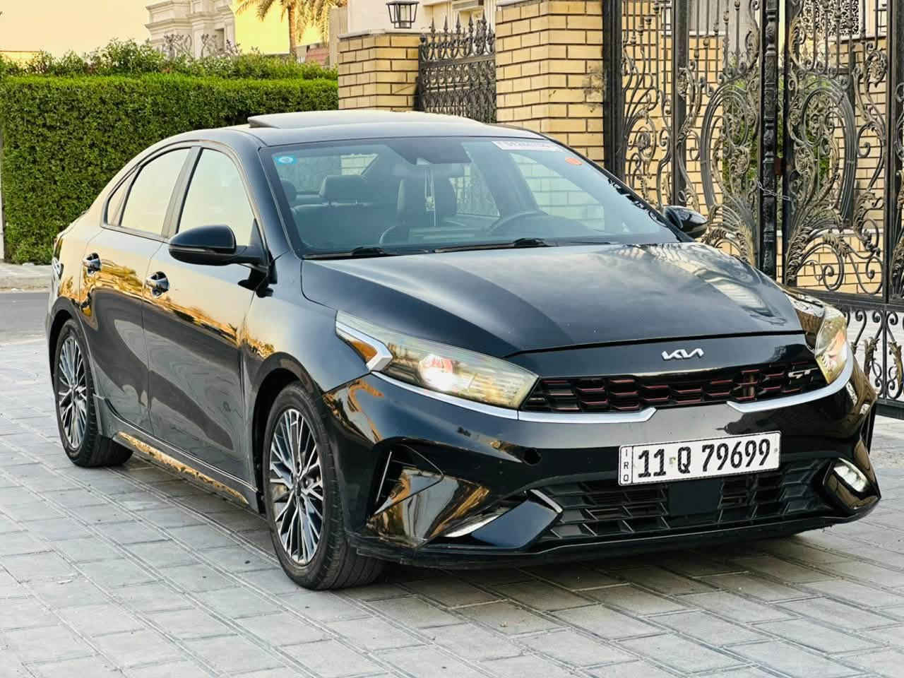 كيا فورتي 2022 GT 
سعر سياره 124$ بيه مجال بسيط 
رقم بغداد تحويل ثاني يوم رقم جديد (11) 
فول مواصفات فتحه سياره 
المواصفات  👇:محرك 2.0 دوش /بصمة
رادارات امامي /تحديد مسار 
رادار جانبي نقطه عمياء /ابواب بصمة/ليد خلفي و امامي
لايتات زينون فراشة/شحن وايرليس Wireless
شاشة كبير/كاميرا/حساس /ويل كب/3 انظمة قياده /دركة ستيرن D /سماعات 🔊 هارمن كاردن /
الحادث حادثه فقط بنيد صبغ 

السعر 124$ وبيه مجال بسيط 
مكان السياره بغداد 
اتصل ***********

