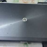 لابتوب HB  للبيع نضيفه جدا شخط مابيها الموصفات موضحه بلصور  بيع او مرا...
