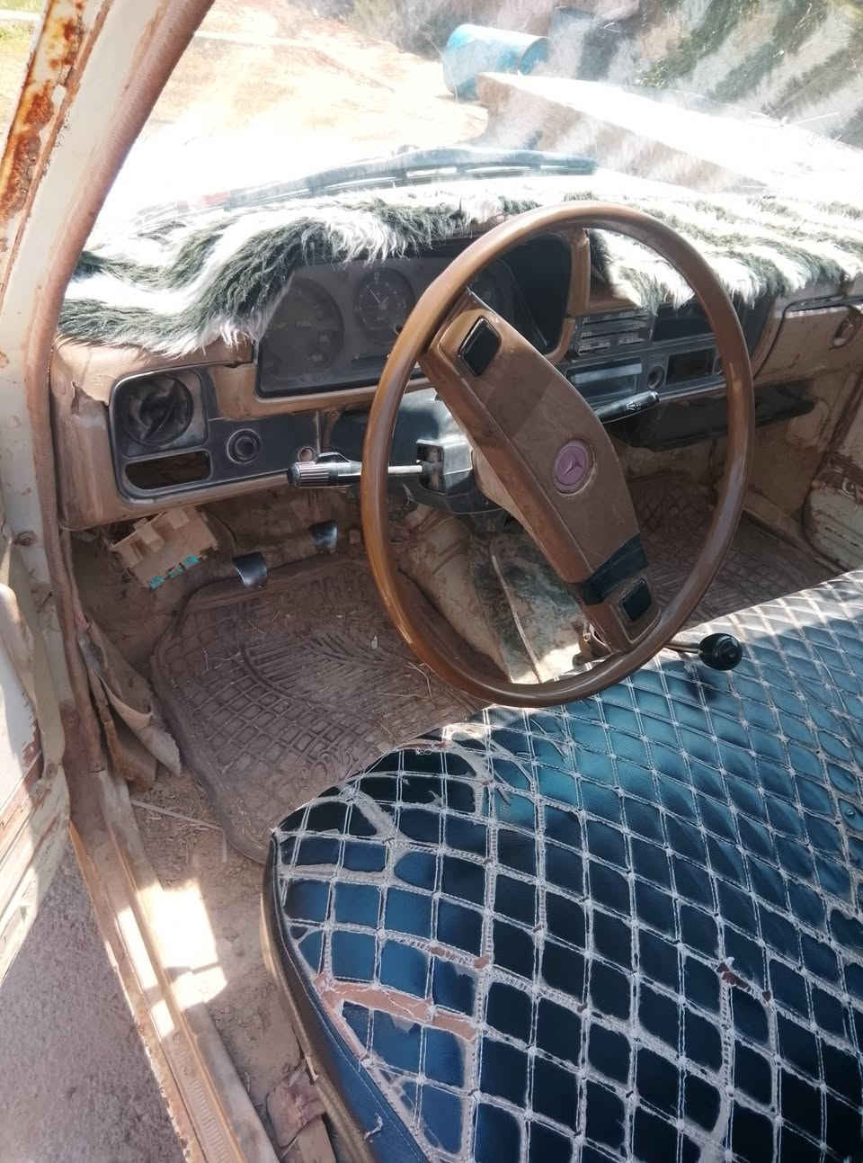 لبيع بكم موديل1980
سنويه 2026 شرط التحويل
كير محرك
 اكسل كلها بل شرط
شاصي شرط
صدر جديد تواير جدد كهربائيايات كلها شغال 
 محجله كامله سياره خير من الله
السعر25ديالى خان بني سعد
الاستفسار الاتصال على رقم ‏‪***********ار الاتصال ع
