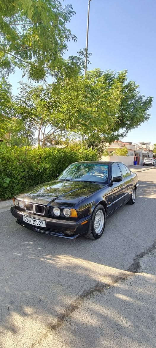 بي ام موديل 1992
حجم 535
كير اوتو 
محرك كبس 25
بدون ضربه فقط صبغ للجمالية 
 تبريد فقط نقص بواري
سقف سلايت
 بجم عريض
زينون لايت
رقم كركوك 
سنوية جديدة شرط تحويل 
دفتر بنزين بيه 
صدر وتايرات جديد 
سعره 52 بيه مجال 
*********** كركوك, العراق
