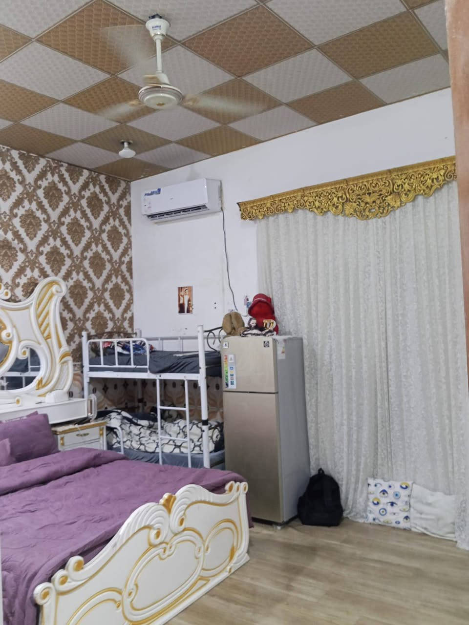 بيت للبيع طابو زراعي عراقي
***********

في ابو خصيب شيخ ابراهيم منطقة البلد 

مساحة البيت 175 متر 

يحتوي البيت ثلاث غرف منام ودوانية وصاله ومطبخ وحمام 

السعر المطلوب 64مليون وبي مجال
