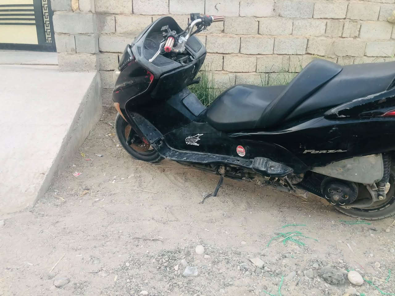 فورزه 8/0 للبيع كلشي مضح بلصوره بيهه نقوصات
ب ٥٠٠ وبيهه مجال 

العنوان ديالى بعقوبه 

الرقم ***********
