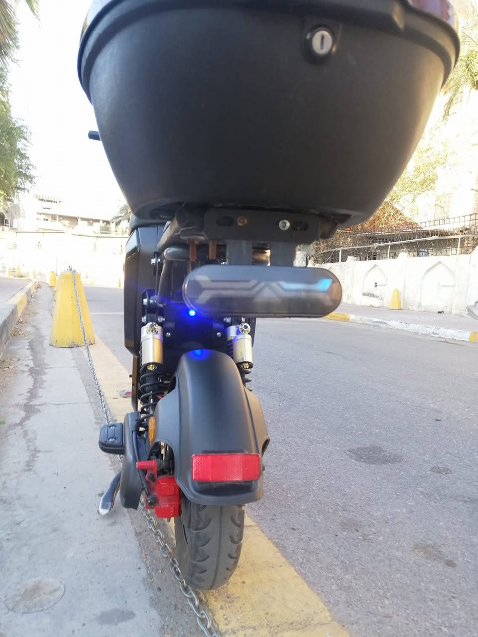 السلام عليكم
R8
60vخمس بطاريات
32امبير
بارك عند الوقوفP
رجوع الى الخلفR
بلوتوث، شاحن موبايل، ستاند
الدراجه بحالة جيدة
مكاني الاعظمية
ب٣٥٠ وبيه مجال قليل للشراي
*********** موجود واتساب
